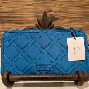 Vera Bradley Bahama Bay RFID Georgia Wallet Microfiber RFID